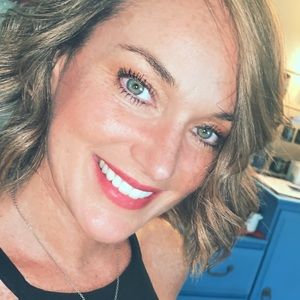 Meet your Posher, Missy